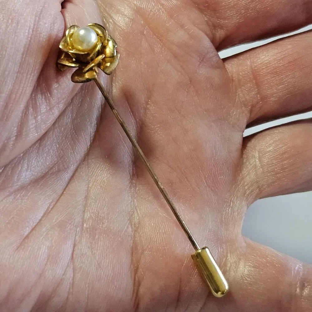 Gold tone flower stick pin faux pearl rose